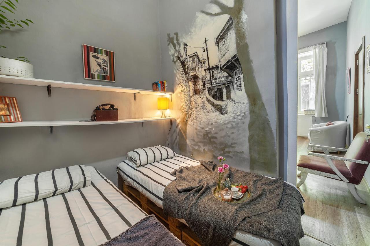Hostel Indie Mindie Tbilisi Eksteriør billede