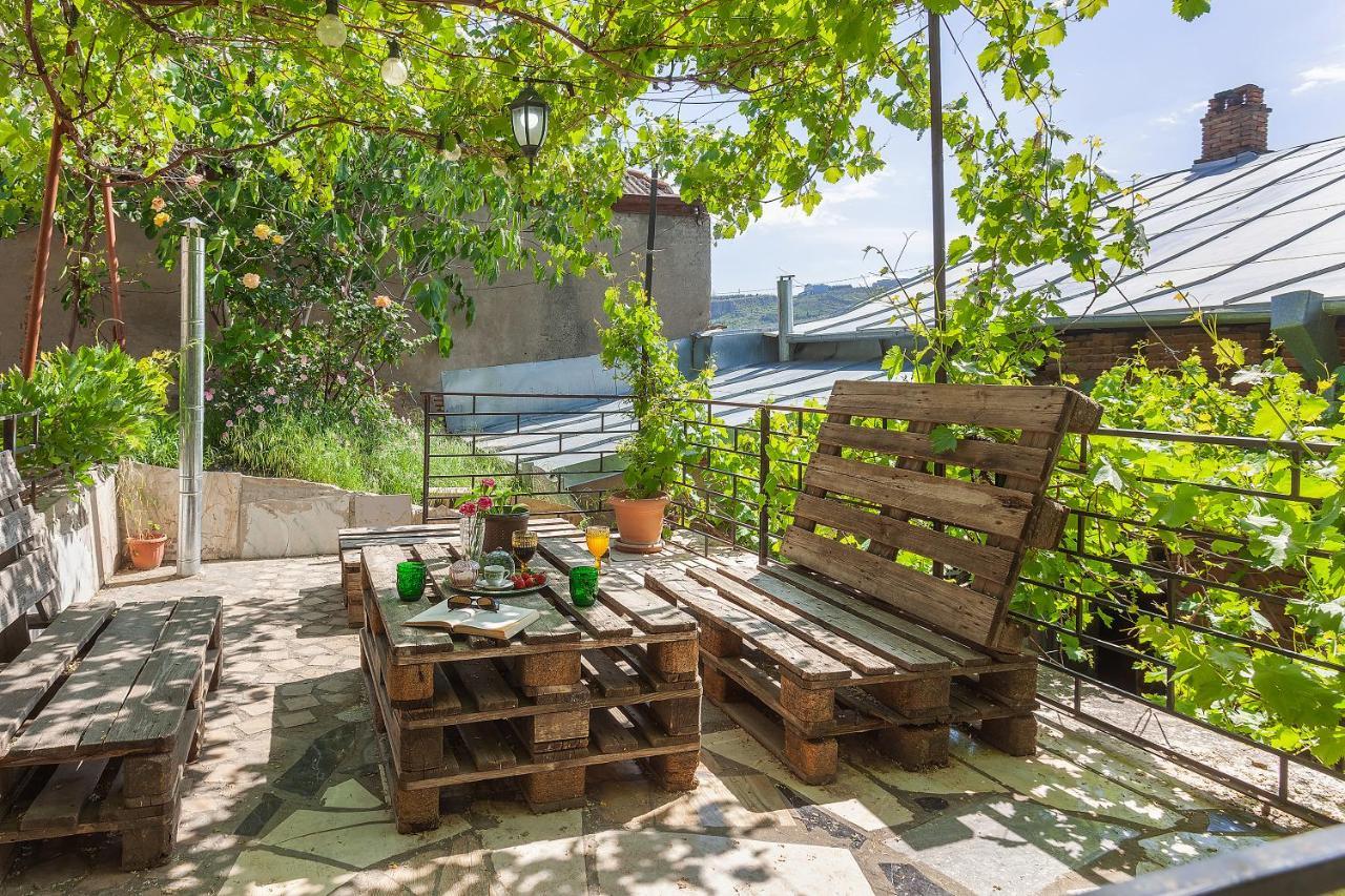 Hostel Indie Mindie Tbilisi Eksteriør billede